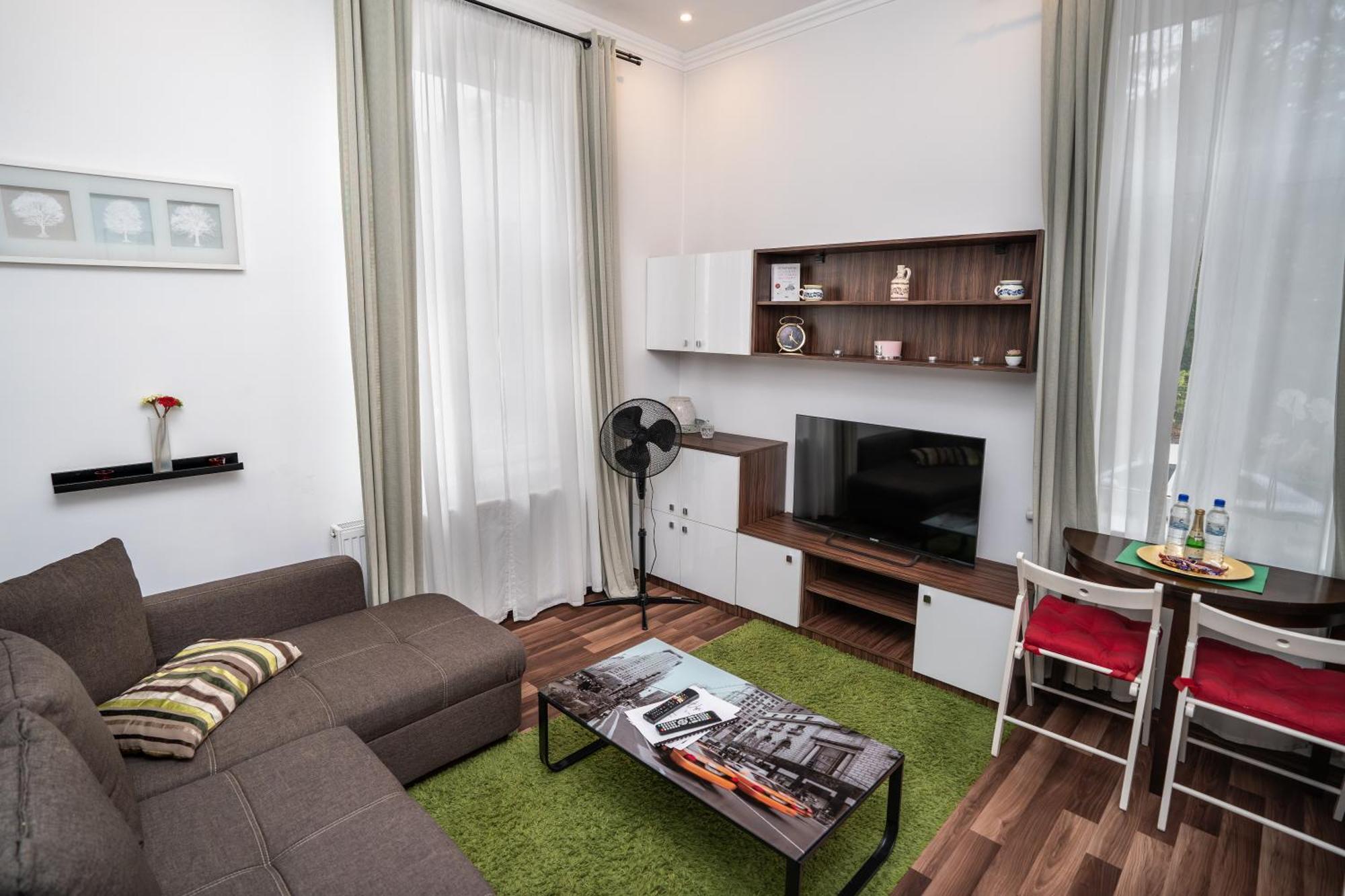 Downtown Central University Apartament - Cal1 Бухарест Экстерьер фото