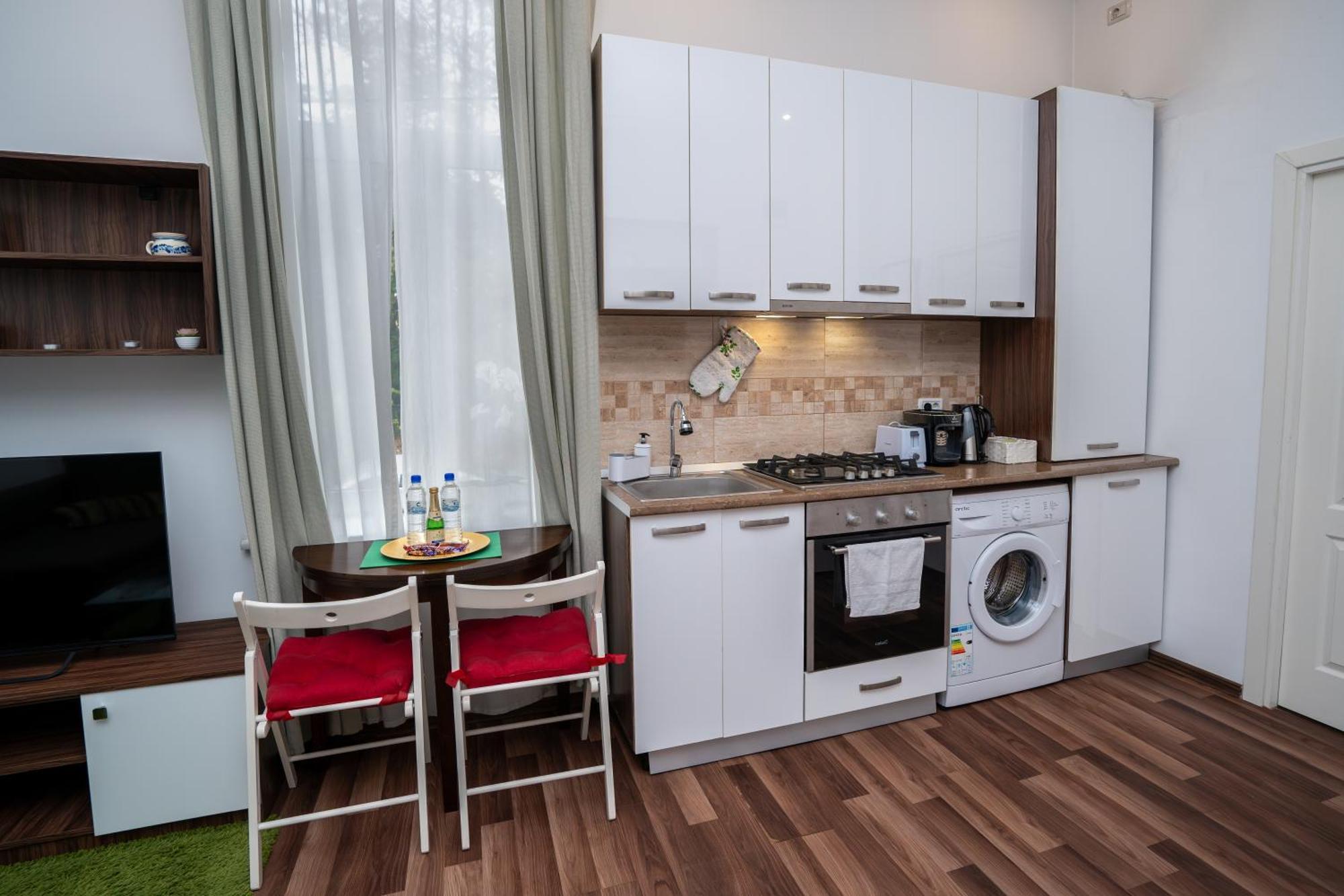 Downtown Central University Apartament - Cal1 Бухарест Экстерьер фото